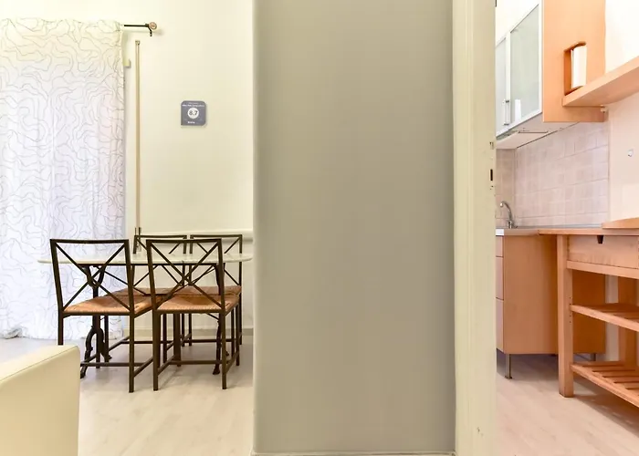Aparthotel P-rooms & Collection Rom