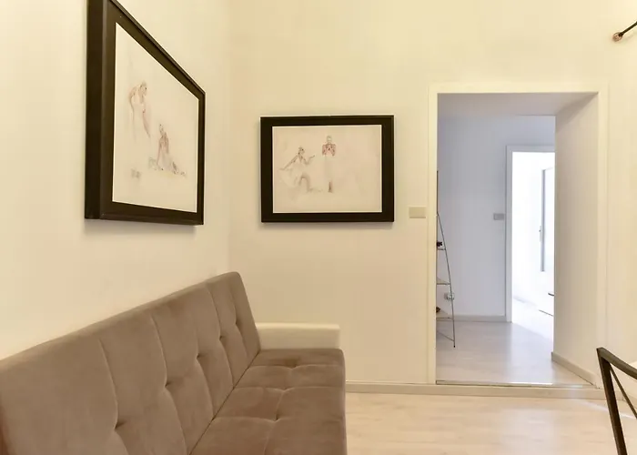 Aparthotel P-rooms & Collection