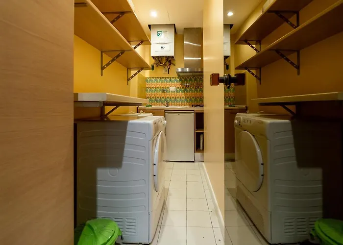Aparthotel P-rooms & Collection *