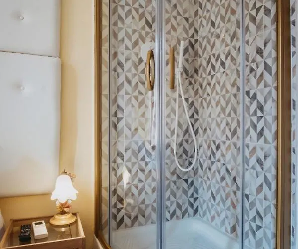 P-rooms & Collection Aparthotel Rom